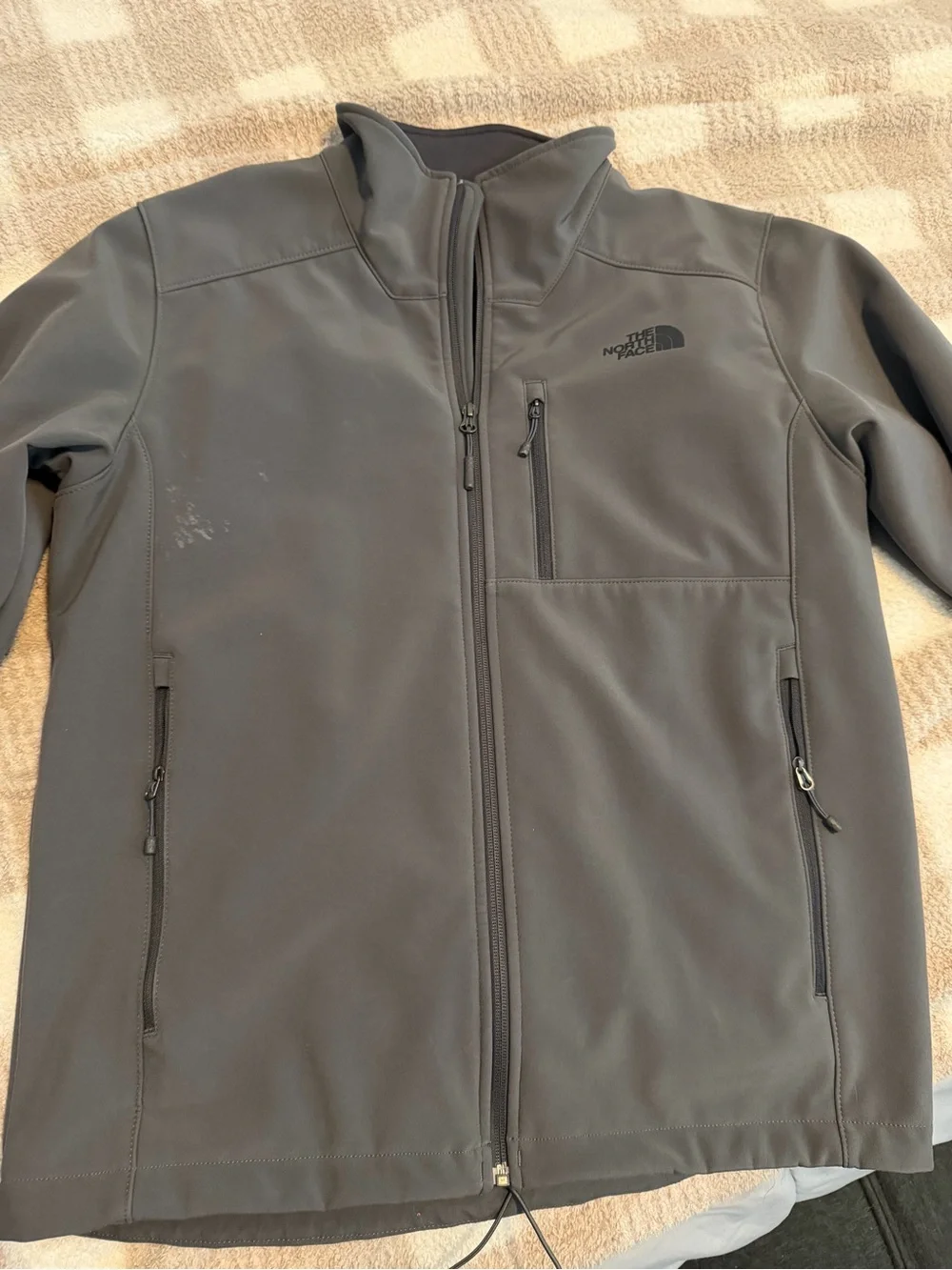 Men’s North Face soft shell jacket
